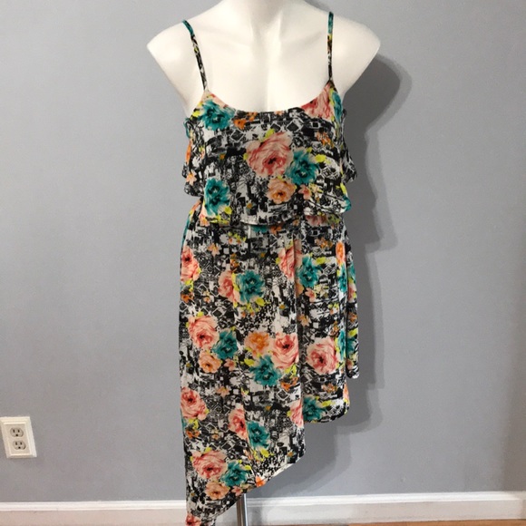 Floral asymmetrical dress - Picture 11 of 11